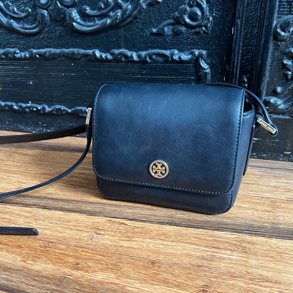 Tory Burch Elegant Black Crossbody Bag